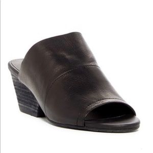 Eileen Fisher Juju Open-toe Mule Sandal